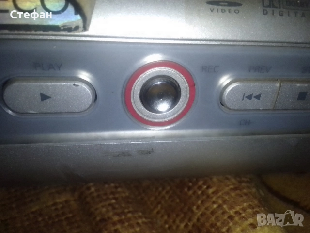 записващо устройство DVD Phillips , снимка 6 - Плейъри, домашно кино, прожектори - 51867851