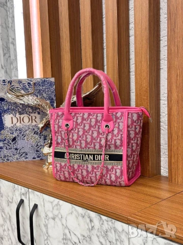 чанти christian dior, снимка 2 - Чанти - 51426854