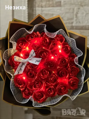 Букети от сатенени рози ., снимка 9 - Изкуствени цветя - 47850156