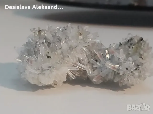 Планински кварц с включения и калцит от Мадан , снимка 1