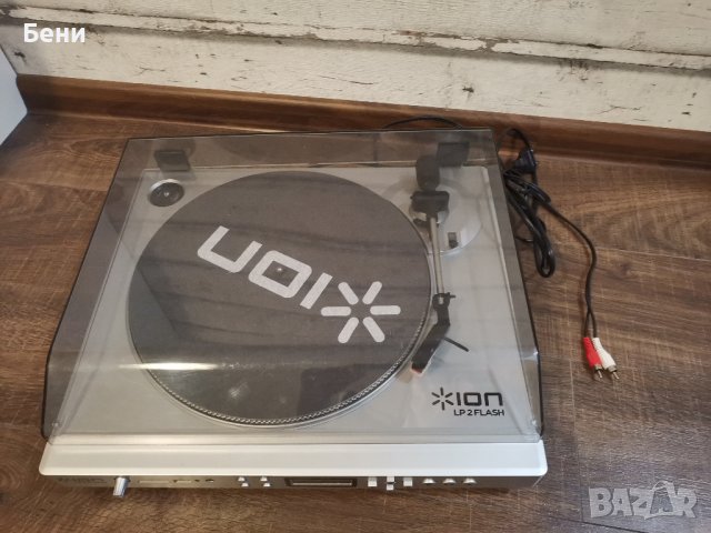 Продавам грамофон Ion Lp 2 flash, снимка 5 - Грамофони - 43398965