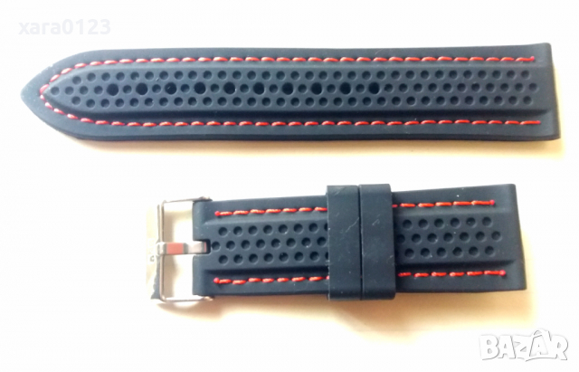 Черна силиконова каишка с червен конец 24мм., снимка 3 - Каишки за часовници - 36535209