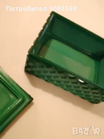 Бохемска стъклена малахитова кутия, снимка 7 - Антикварни и старинни предмети - 44052222