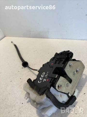 Механизъм на заключване за задна лява врата за KIA Ceed 1.6 CRDi (2014) 81410-A2010