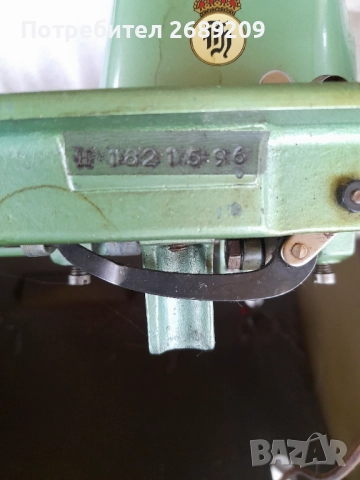 Шевна машина Хускварна, снимка 2 - Шевни машини - 52012455