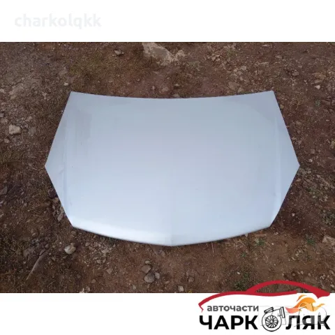 Преден капак Опел Астра Н хечбек 1.7цдти, снимка 2 - Части - 47604859