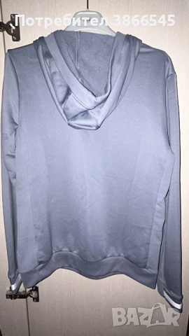 Оригинален суитчър Adidas, снимка 2 - Суичъри - 52448010