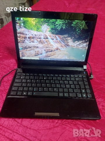 лаптоп Asus 