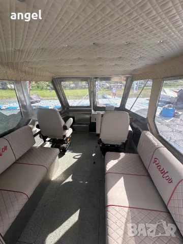 Топ лодка с чисто нови мотори изтребител, снимка 2 - Воден транспорт - 48696095