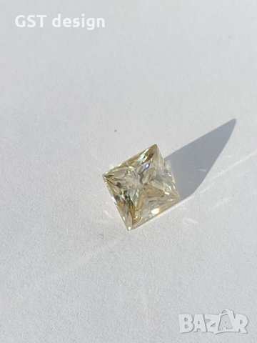 Уникален Топ Голям Фенси Шампанско Принцеса Мойсанит Диамант Moissanite Diamond 3+карата, снимка 12 - Други - 34904618