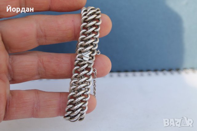 Стара сребърна дамска гривна, снимка 2 - Антикварни и старинни предмети - 38990253