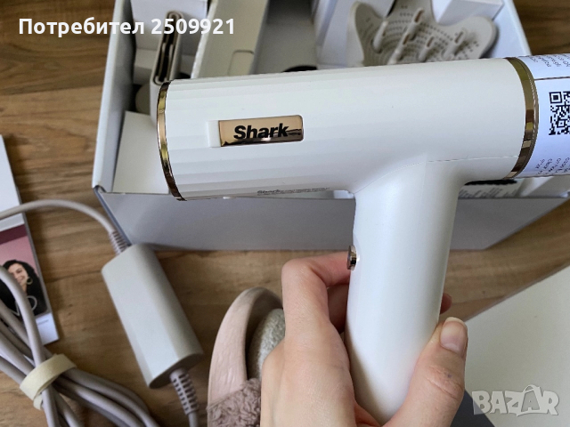 Сешоар Shark SpeedStyle HD334EU с приставки, снимка 7 - Сешоари - 52845956