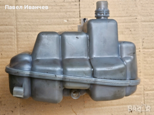 Казанче за Антифриз OEM Audi A6 C7 3.0TD, снимка 4 - Части - 52865207