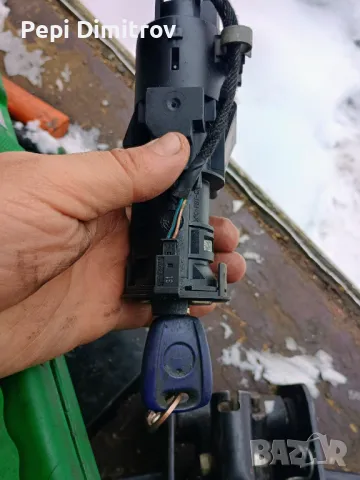 Контактен ключ за за Fiat Punto II (09.1999 - 07.2012), снимка 4 - Части - 48701325