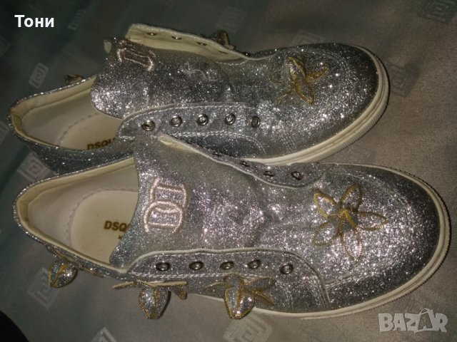 Спортно елегантни сребърни обувки Dsquared2, снимка 12 - Дамски елегантни обувки - 28913400