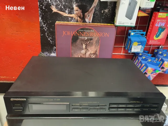 Тунер PIONEER F 229, снимка 4 - Ресийвъри, усилватели, смесителни пултове - 47967522