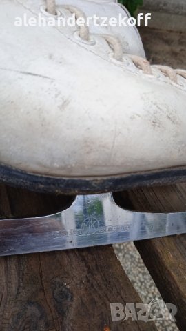 Кънки за лед, снимка 11 - Зимни спортове - 37801791