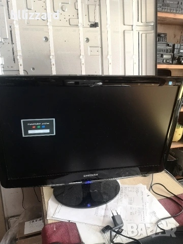 SAMSUNG LS24PVLKF Монитор