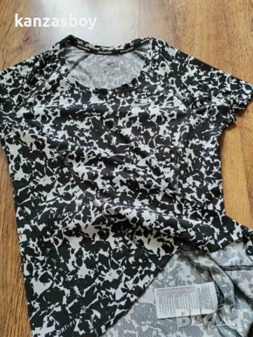 Nike Dri-FIT - страхотна дамска тениска КАТО НОВА S, снимка 7 - Тениски - 50760264