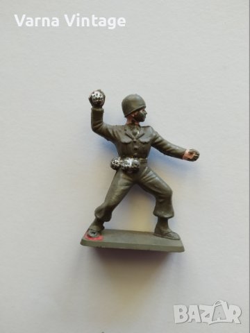 Войници Френска армия (Starlux) 3 бр., снимка 5 - Колекции - 43954828