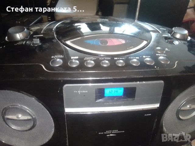 радио касетофон и CD player , снимка 2 - Радиокасетофони, транзистори - 53084616