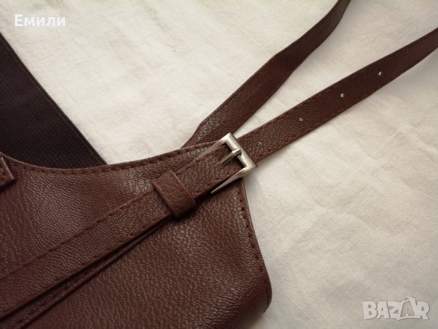 Кафяв кожен корсет-колан с презрамки и катарами р-р XS, S, M, снимка 6 - Корсети, бюстиета, топове - 43676328