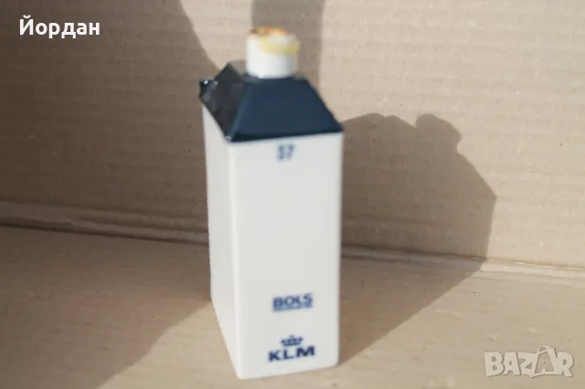 колекционерска порцеланова фигурка / шише Холандска къща ''Bols KLM'', снимка 4 - Колекции - 49483521