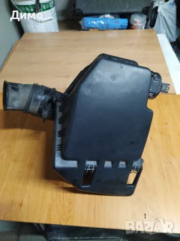 кутия въздушен филтър бмв е60 е61 bmw e60 e61 