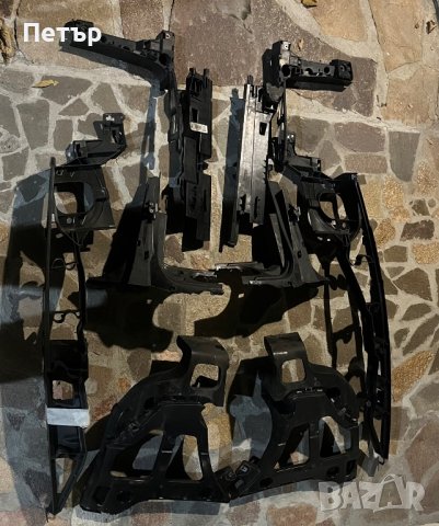 0878217812               Държач фар и калник, рогове, основа задна броня на БМВ Х5 Е70