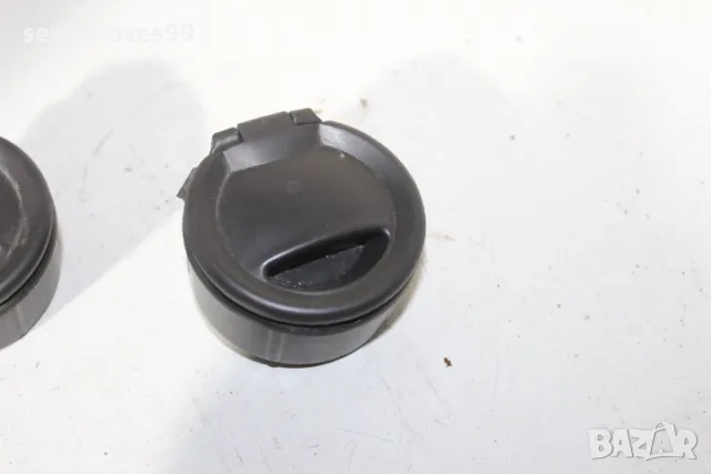 Пепелник Пежо 807 Peugeot 807 Citroen C8 Lancia Phedra  1484007077, снимка 2 - Части - 50312185