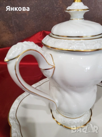 Комплект чайник и плато Jlmenau , снимка 3 - Антикварни и старинни предмети - 53602836