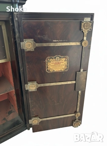 Антична огнеупорна каса Вертхайм , снимка 2 - Антикварни и старинни предмети - 53059648