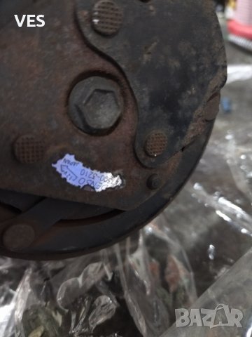 Климатичен компресор Subaru Legacy Outback, снимка 3 - Части - 37130174