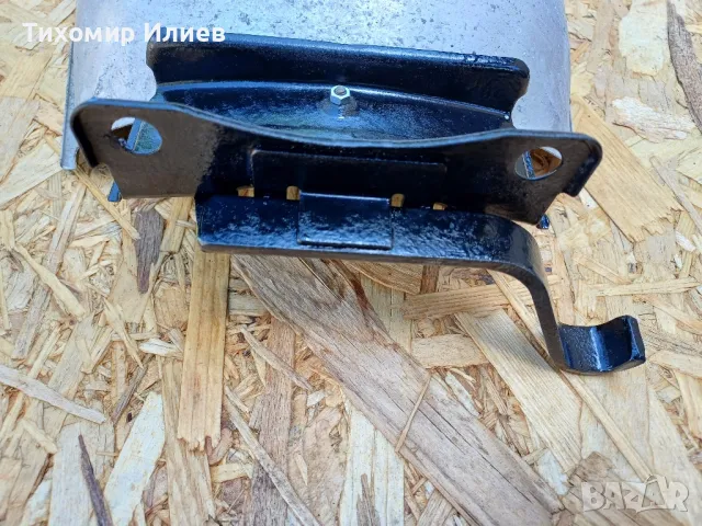 Предпазна ламарина за Мерцедес 190 1.8, снимка 6 - Части - 49049162