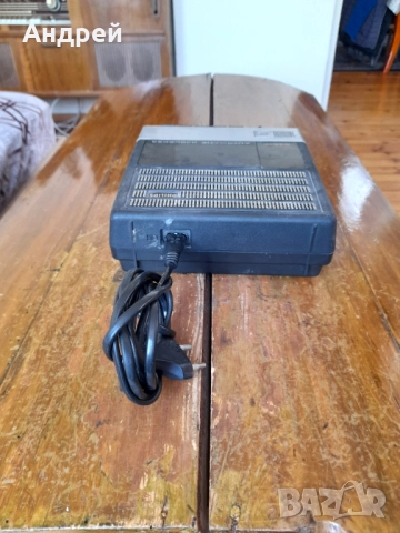 Стар касетофон Philips N2218, снимка 4 - Антикварни и старинни предмети - 51838745