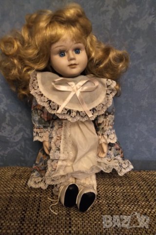 Стара порцеланова кукла , снимка 2 - Колекции - 34929224