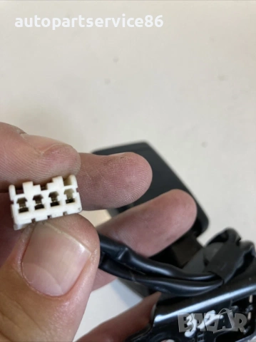 Закопчалка за заден среден колан за KIA Ceed 1.6 CRDi (2010), снимка 2 - Части - 53243400