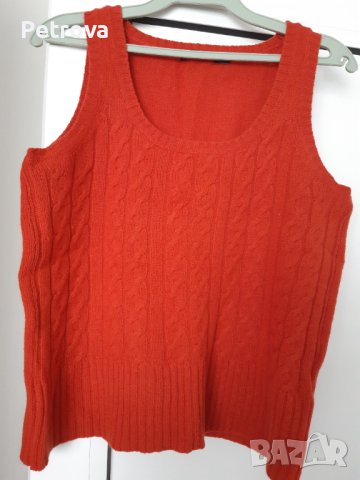 Дамски елек, машинна плетка.