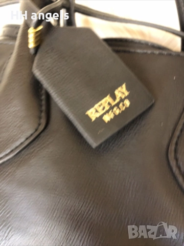 Replay черна чанта със златисти шипове, снимка 8 - Чанти - 52353320