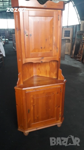 Ъглова витрина масив №157