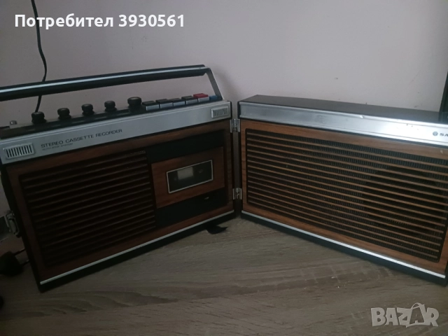 Vintage  радиокасетофон   sanyo M-4430F за ремонт, снимка 2 - Радиокасетофони, транзистори - 52638051
