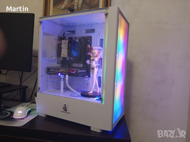 Геймърски компютър + монитор и периферия 