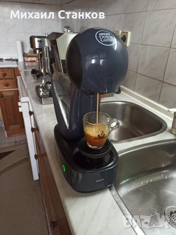 Кафе машина Крупс за капсули Долче Густо , снимка 2 - Кафемашини - 52060080