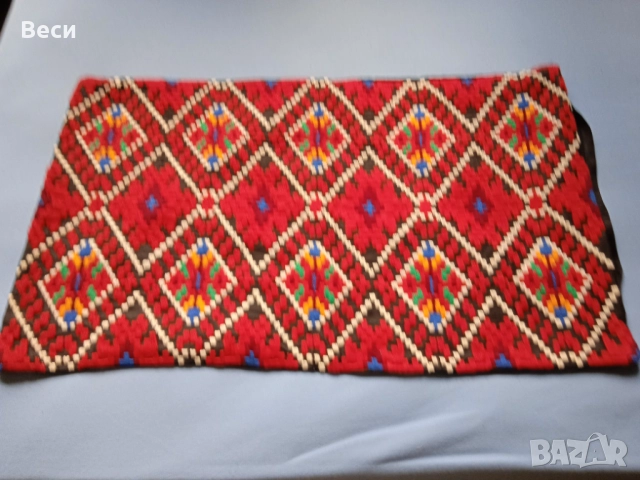 Ръчно бродирани калъфки за декоративни възглавници, снимка 5 - Декорация за дома - 51465083