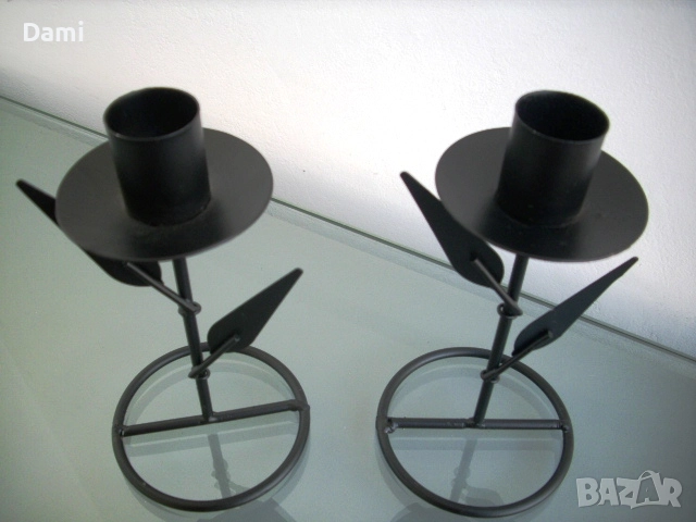 Свещници метални комплект, снимка 2 - Декорация за дома - 52892396