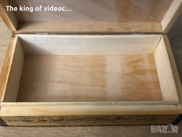 Дървена кутия ( ръчно изработена ), снимка 5 - Антикварни и старинни предмети - 52542611