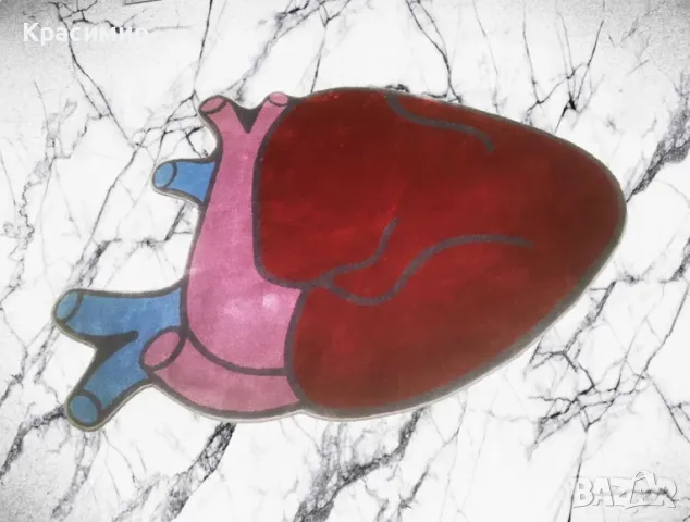 Килим сърце-килим под формата на анатомично сърце, снимка 2 - Килими - 48975592