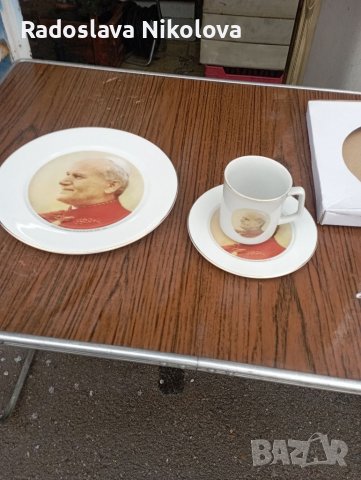 Порцеланови чинии и чаши с лика на Папа Йоан Павел втори , снимка 14 - Колекции - 39259305
