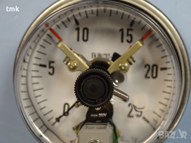 ел. контактен манометър WIKA cont 821.21 0-25Bar Ø85mm G1/2”, снимка 2 - Резервни части за машини - 37246546