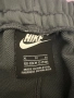Оригинално долнище Nike – размер XL (158–170 см / 13–15 г.), снимка 3